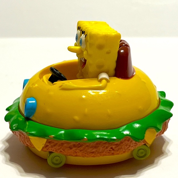 SpongeBob SquarePants Riding Hamburger - Picture 3 of 9